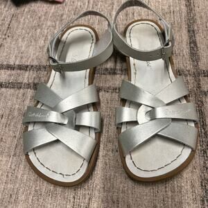 Classic Saltwater Sandals Silver leather size 4
